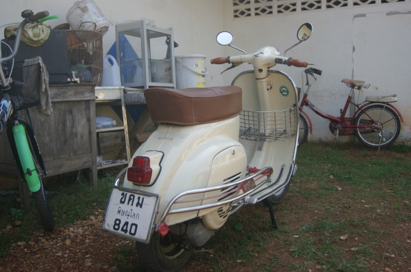 เวสป้า 90   28000    พร้อมส่ง   ด่วนๆๆๆ