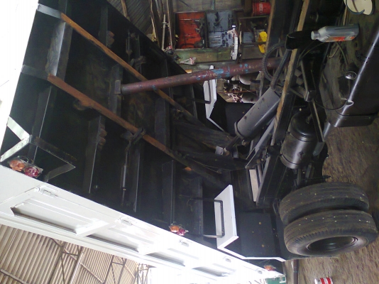 ขายรถดัมพ์6ล้อ115แรงม้าเก็บสีใหม่ทั้งคัน