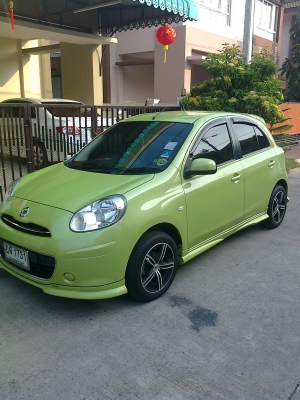 ขายนิสสัน มาร์ช ตัวท็อปสุดสภาพสวยมากมาก ไม่เคยเฉี่ยวชนเลยครับ