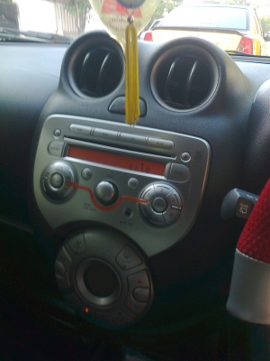 ขายนิสสัน มาร์ช ตัวท็อปสุดสภาพสวยมากมาก ไม่เคยเฉี่ยวชนเลยครับ