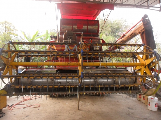 ขายรถเกี่ยวข้าวเกษตรพัฒนา ไอ้หนุ่มไวไฟ พร้อมรถสิบล้อลาก