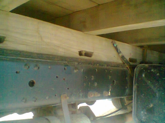 ขาย NPR  120  HP ห้างแท้ ฝาขาว ปี 43 ยาว 5 เมตร  ลดสุดท้าย  610000 ราคานี้ถึงสิ้น เมษานี้เท่านั้น