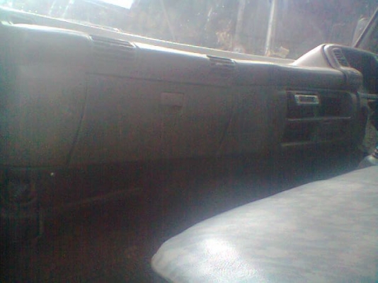 ขาย NPR  120  HP ห้างแท้ ฝาขาว ปี 43 ยาว 5 เมตร  ลดสุดท้าย  610000 ราคานี้ถึงสิ้น เมษานี้เท่านั้น