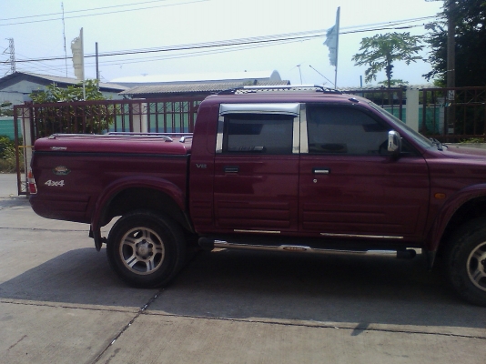 ขายดาวน์กระบะมิตซูบิชิ4ประตู เครื่องเบนซิล3000CC.เเถวสุวรรณภูมิ