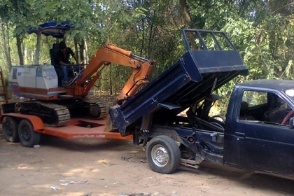 ขายนิสสันดั้มเกียร์ฝาก