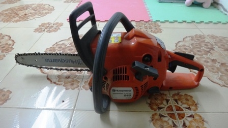 เลื่อยยนต์ HUSQVARNA (ฮุสวาน่า) 240E X-TORQ เลื่อยยนต์ HUSQVARNA (ฮุสวาน่า) 240E X-TORQ