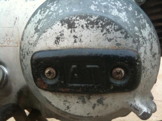 ขายชาลีตาเหลี่ยม เกียร์ออโต้ แห้งสภาพตามรูปครับ จัดส่งได้ครับ