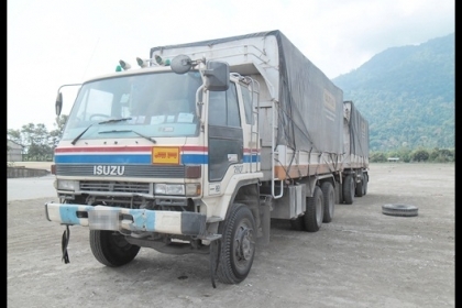 10 ล้ออีซูซุ 210 แรง พ่วง แม่+ลูก