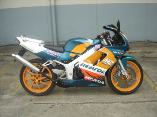 ขายด่วน NSR 150 SP PROARM มี 3 คัน สวยมาก มี 3 ราคา ครับ มี 35,900 มี 1 คัน 39,900 มี 1 คัน ครับ สภาพดี เครื่องดี 100\% ครับ มาลอง ขับดูได้ ครับ ไม่ดีจริง ไม่ต้องซื้อไป ครับ ติดต่อ ฝ่ายขายคุณ เจ โทร. 0808051985 กทม รถ อยู่ที่ ไปรษณีย์ ยานนา ขายด่วน NSR 150 SP PROARM มี 3 คัน สวยมาก มี 3 ราคา ครับ มี 35,900 มี 1 คัน 39,900 มี 1 คัน ครับ สภาพดี เครื่องดี 100\% ครับ มาลอง ขับดูได้ ครับ ไม่ดีจริง ไม่ต้องซื้อไป ครับ ติดต่อ ฝ่ายขายคุณ เจ โทร. 0808051985 กทม รถ อยู่ที่ ไปรษณีย์ ยานนา