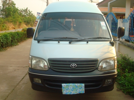 ขาย รถตู้ COMMUTER 3.0 D ปี 04