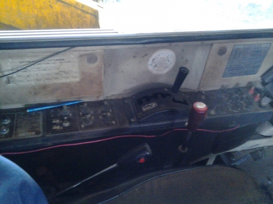 ขายรถเครน 4 ล้อ Kato 25H-V มาร์คไฟร์ ไฟฟ้าครบ เอกสารอินวอย แอร์เย็นจัด รถสวยมากครับ