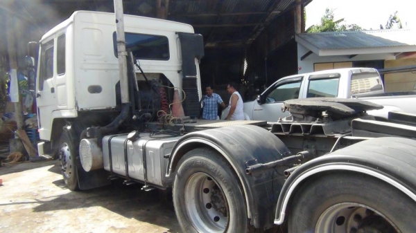 ขายหัวลาก VOLVO FL10 320แรง  สภาพดีพร้อมใช้งาน