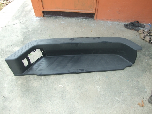 ขายบันไดพลาสติกทางขึ้น รถตู้ มีของจำนวนมาก ขายบันไดพลาสติกทางขึ้น รถตู้ มีของจำนวนมาก