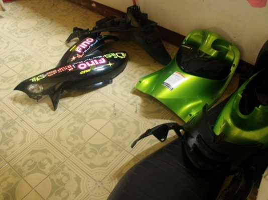 ขาย ชุดสี  fino แท้ทั้งคัน เอาไปแปลงได้เลย