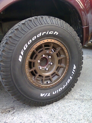 ขายล้อRALLI ART พร้อมยางBF 285 75 16 ปี11ล้อแท้นะครับ