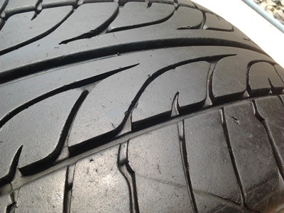ขายยาง215/45/17 ปี 1810 DUNLOP LM 703 1 คู่