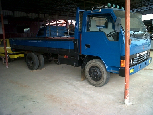 ขายหกล้อแคนเต้อเครื่อง 4D31 แห้งแรงดี สวยๆ กะบะคาโก้ยางสวยหกเส้น