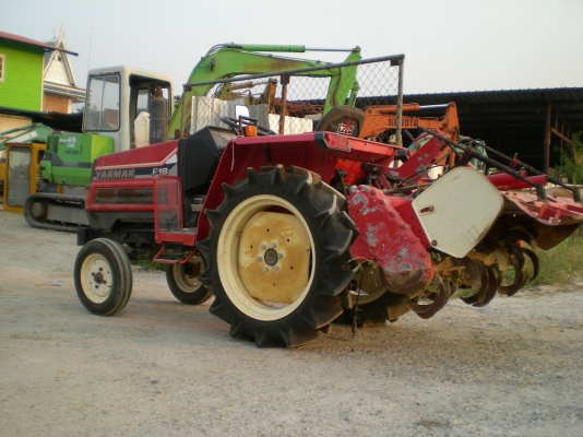 ต้องการขายรถแทรคเตอร์ YANMA F18 เก่านอกจากญี่ปุ่น ต้องการขายรถแทรคเตอร์ YANMA F18 เก่านอกจากญี่ปุ่น