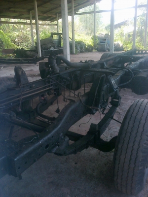 แซสซี อีซูสุ npr  พร้อมช่วงล่าง