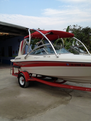 Four winns เรือspeed boat 19.8 ft ลากสกรี &amp; wakeboard  70HRขายถูกๆกันไปเลยครับ