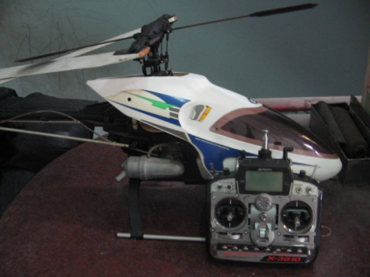 ขายเฮลิคอปเตอร์บังคับน้ำมัน  มาจากญี่ปุ่นสภาพสวย เครื่อง OS MAX 46F พร้อมวิทยุบังคับ รุ่น JRX 3810 ราคา 12500