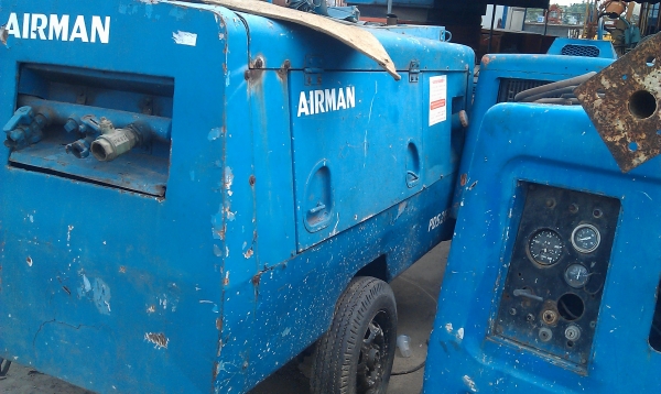 ขายเครื่องอัดลมAIRMAN265CFM เครื่องพร้อมใช้งาน ขายเครื่องอัดลมAIRMAN265CFM เครื่องพร้อมใช้งาน