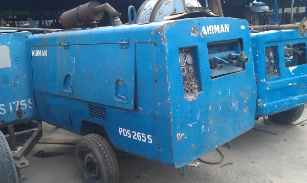 ขายเครื่องอัดลมAIRMAN265CFM เครื่องพร้อมใช้งาน