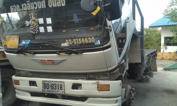 ขายรถ10กระบะพื้นเรียบพร้อมใช้งาน