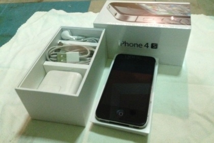 ขาย iphone 4s 32gb เครื่องศูนย์ True