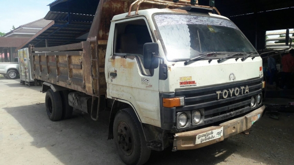 ขาย6ล้อโตโยต้าดั้มBU91