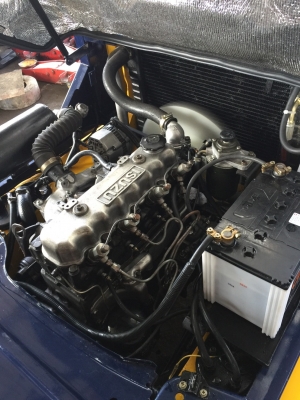 ขายด่วนรถยกเครื่องยนต์ดีเซล KOMATSU FD30-12 เครื่องยนต์ ISUZU C240 เกียร์ออโต้ เสาสูง 3 เมตร