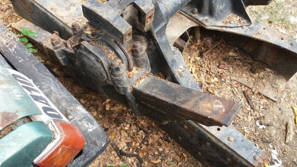 แท่น เพลาบุ้งกี่ แท่น เพลาบุ้งกี่