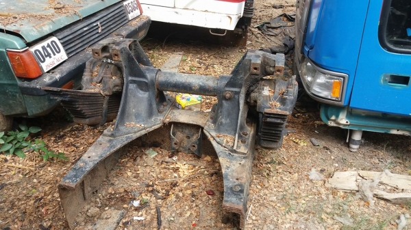 แท่น  เพลาบุ้งกี่