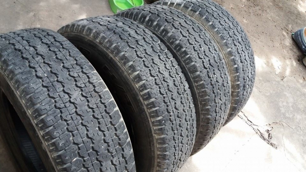 ขายยาง Bridgestone Dueler 245 70 16 ปี 12