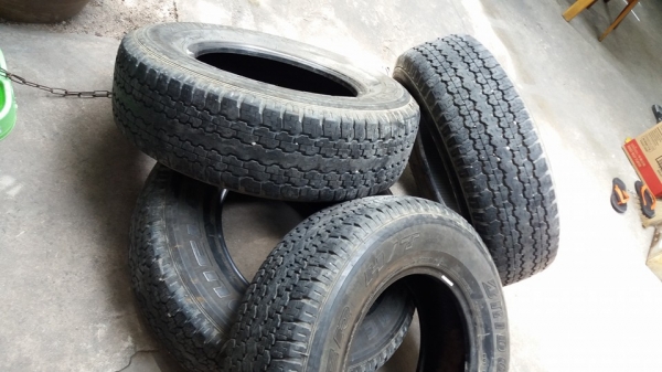 ขายยาง Bridgestone Dueler 245 70 16 ปี 12