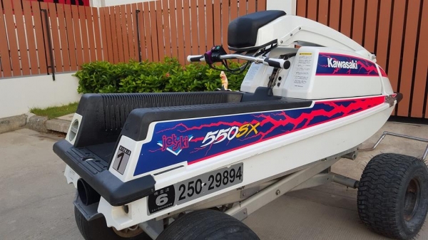 ขายเจ็ทสกียืน Kawasaki 550 เก่าญี่ปุ่น