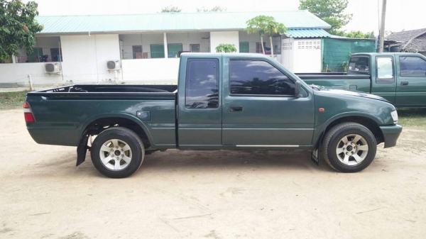 ISUZU DRAGON EYE รุ่นรองท๊อป 2.8 SX TRUBO ปี 40 พวงมาลัยเพาเวอร์แท้ เครื่องดีมาก