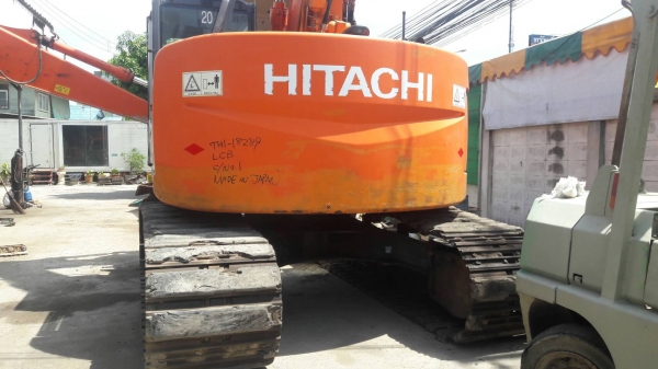 ขาย HITACHI ZX 225US-3 มาใหม่ สภาพสวย  ยังไม่เคยใช้งานในไทย  สนใจโทร  089-3818694  ดวงนภา