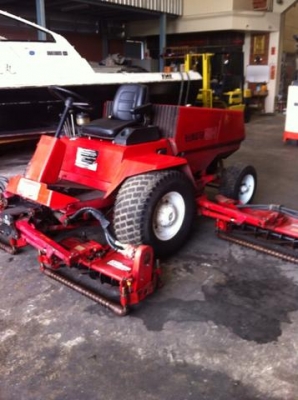 รถตัดหญ้า TORO REELMASTER 450-D รถตัดหญ้า TORO REELMASTER 450-D