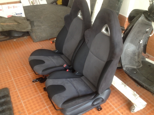 เบาะ RX8 ไม่ขาดไม่ยุบพร้อมรางเก่าญี่ปุ่นเเท้สภาพสวยตามรูปคู่ละ