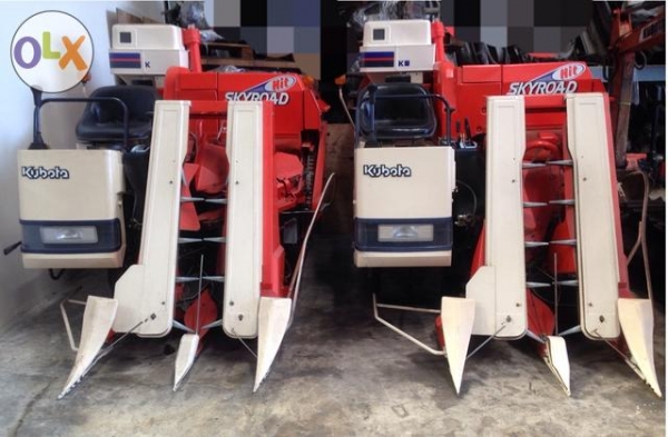 รถเกี่ยวข้าว KUBOTA R1-10 SKYROAD