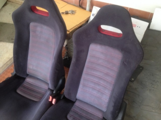 เบาะ SKYLINE R33 V SPEC II ด้ายเเดงสภาพสวยตามรูปพร้อมรางเก่าญี่ปุ่นเเท้คู่ละ เบาะ SKYLINE R33 V SPEC II ด้ายเเดงสภาพสวยตามรูปพร้อมรางเก่าญี่ปุ่นเเท้คู่ละ