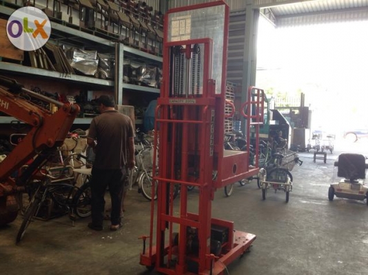 POWER LIFT คนยืน CAPACITA 200KG สูง3เมตร