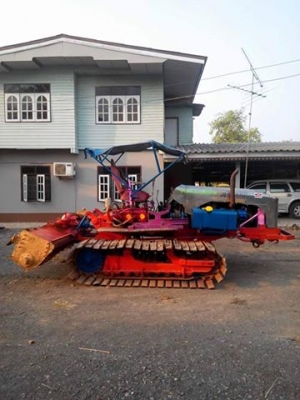 ขายรถตีดิน เครื่อง165เทอร์โบ ตัวเดิน10HT ปั้มแฝดไดกิ้น รถสวยสภาพพร้อมใช้งาน ดูรถได้ที่พิจิตร สนใจโทร 090-8588220คุณนะ 093-3258446คุณบิว หรือเข้าดูสินค้าอื่นๆได้ที่ www.narong2truck.com หรือ www.truck.in.th/498 หรือเพจFacebook ณรงค์ ซื้อขายรถมือสอง (เว็บไซ