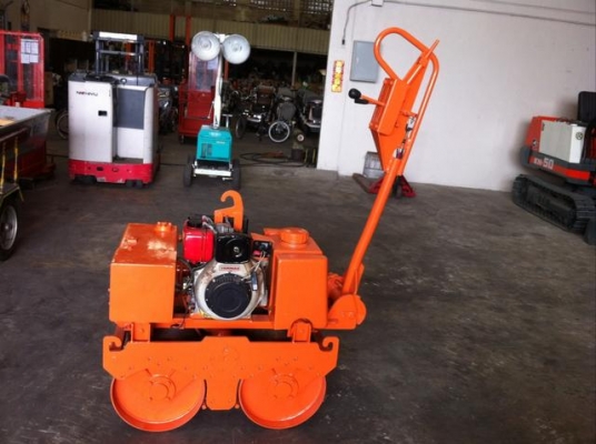 รถบดถนน SAKAI รถบดถนน SAKAI