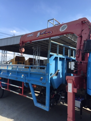 ขายรถ 6ล้อมิตซู ฟูโซ่ กระบะติดเครน UNIC 5 ตัน 5ปลอกสนใจติดต่อ 081-6577048คุณตุ๊กตา