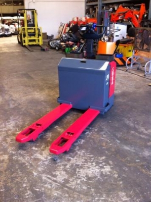 NICHIYU LOWLIFT PLD20S 1500 Kg. พร้อมหม้อแปลงไฟ