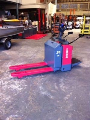 NICHIYU LOWLIFT PLD20S 1500 Kg. พร้อมหม้อแปลงไฟ