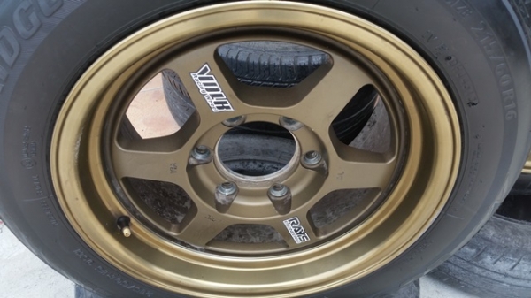 ขายล้อTE37 ขอบ16 6รู หน้า8 OFF 0 ยาง215/60/16 4 ล้อ