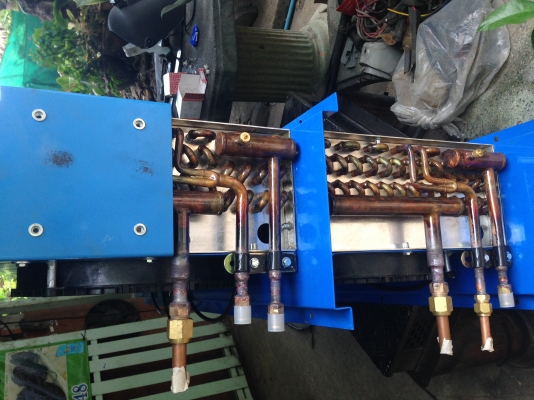 ขาย!! คอยร้อนMAXCOOL  3มอเตอร์ 24V พัดลม12นิ้ว